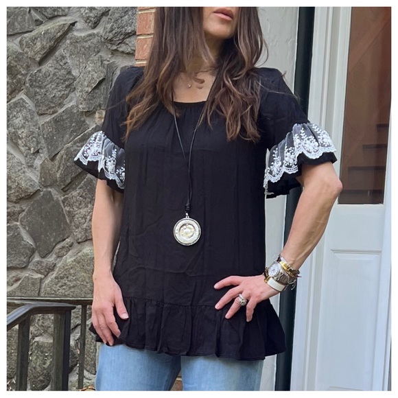 27 Chic Solid Lace Contrast Sleeves Tunic top - Picture 3 of 5